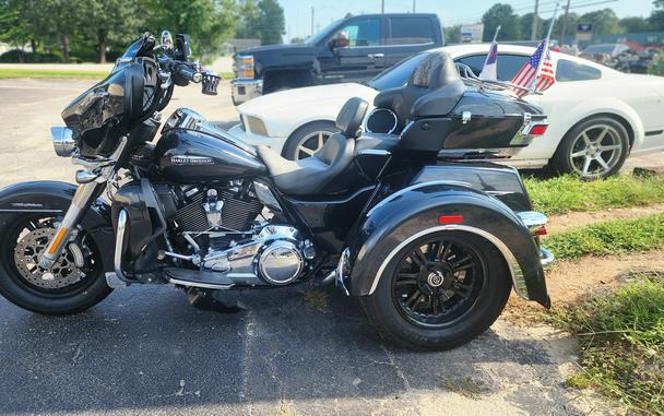 2018 HARLEY-DAVIDSON FLHTCUTG - F852384