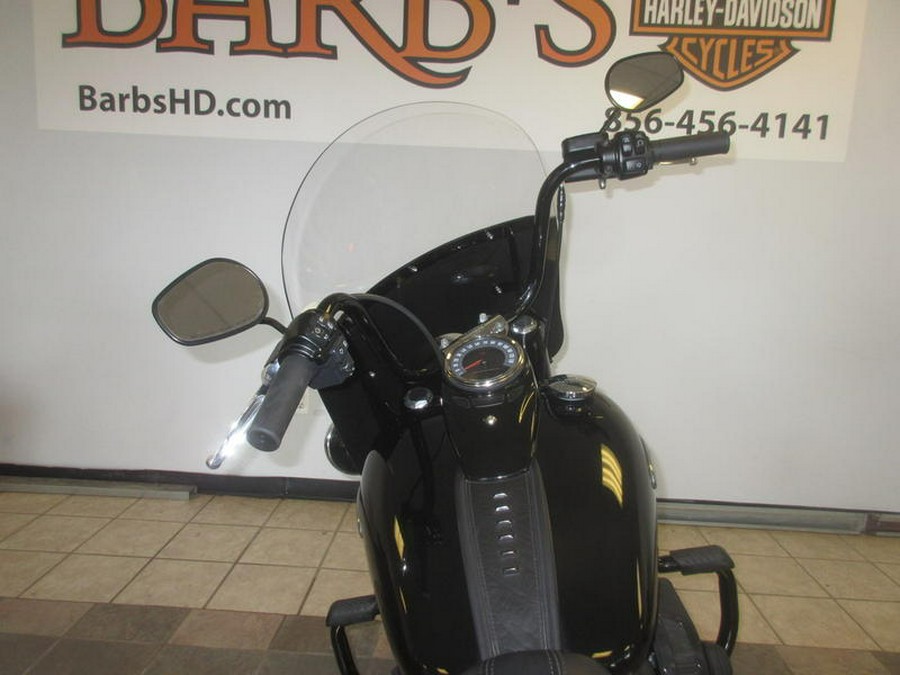 2023 Harley-Davidson® FLHCS - Heritage Classic