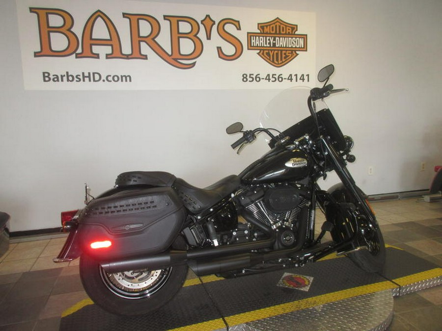 2023 Harley-Davidson® FLHCS - Heritage Classic