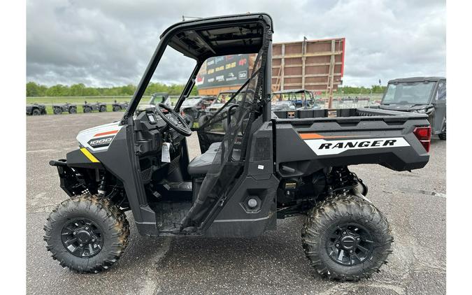 2025 Polaris Industries RGR-25,1K,PS,PRM,WHTL