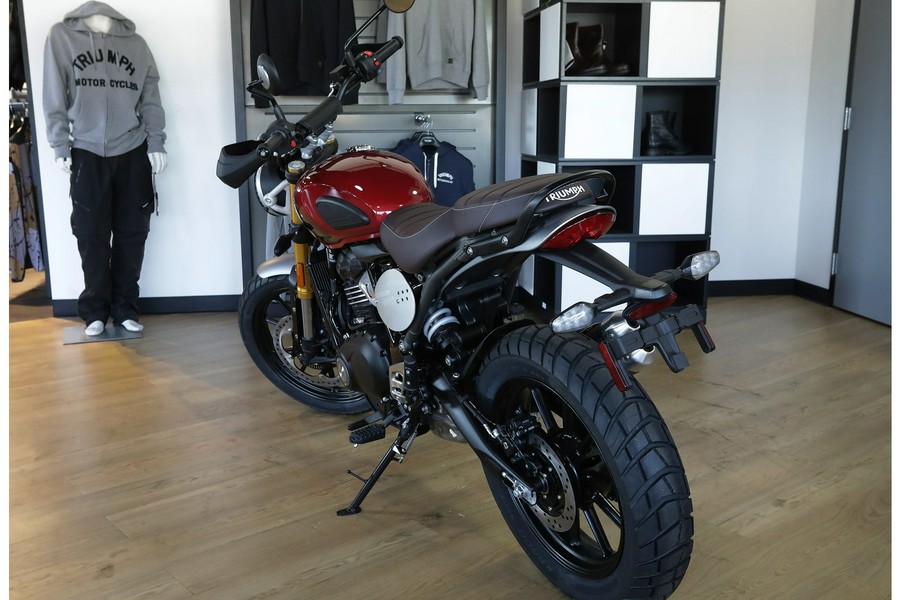 2024 Triumph Scrambler 400 X