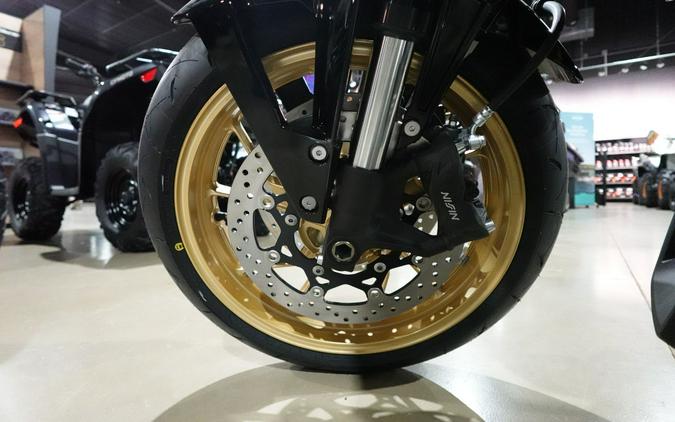 2026 Suzuki GSX-8TT