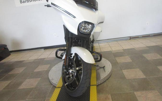 2025 Harley-Davidson® FLHX - Street Glide®
