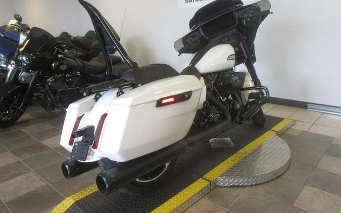2025 Harley-Davidson® FLHX - Street Glide®