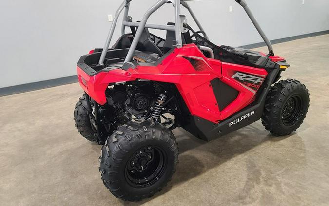 2026 Polaris RZR 200 EFI