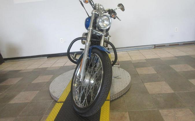 2004 Harley-Davidson® XL883C - Sportster® Custom 883