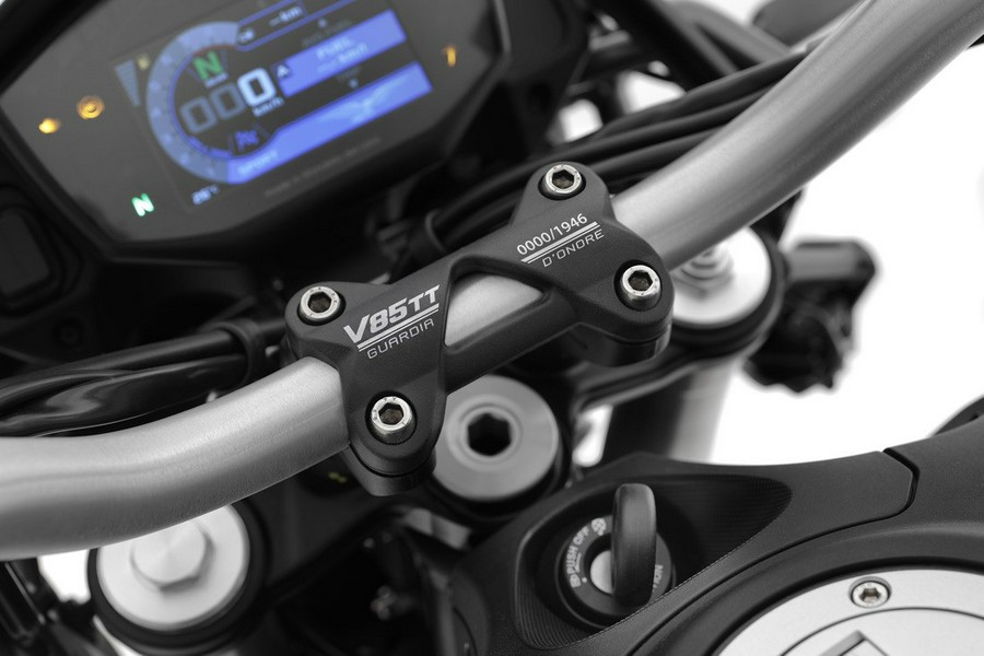 2023 Moto Guzzi V85TT GUARDIA D'ONORE