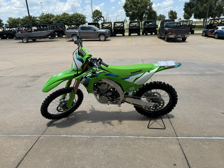 2026 Kawasaki KX™ 450SR