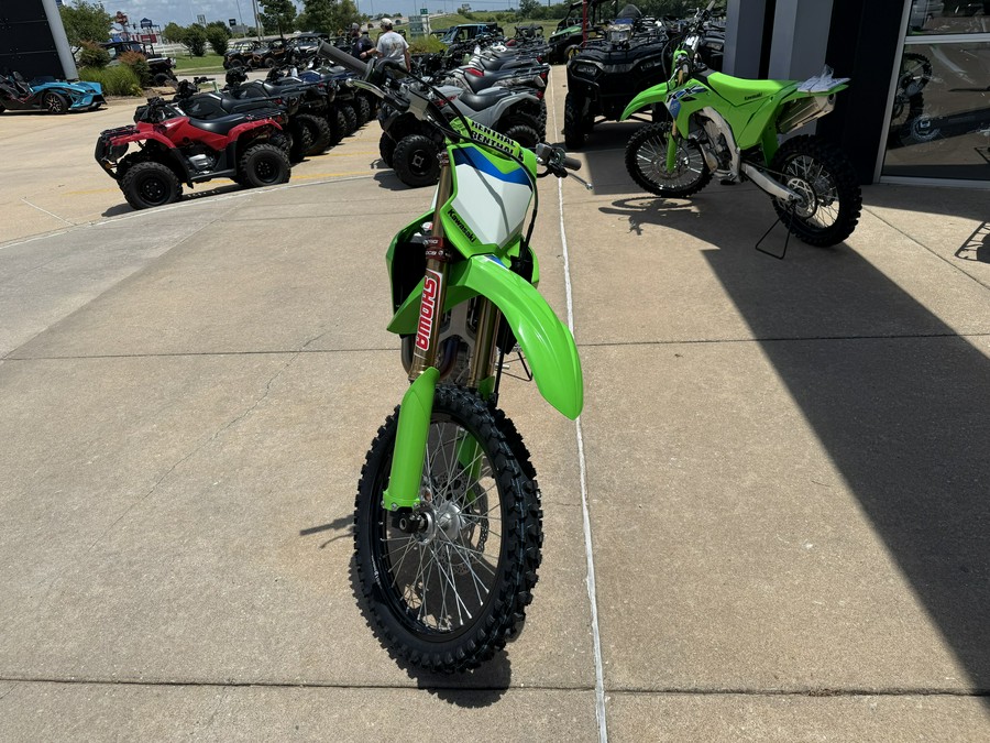 2026 Kawasaki KX™ 450SR