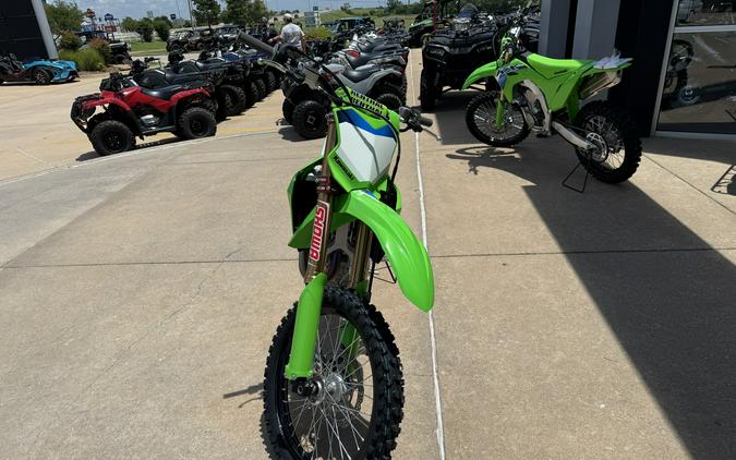 2026 Kawasaki KX™ 450SR
