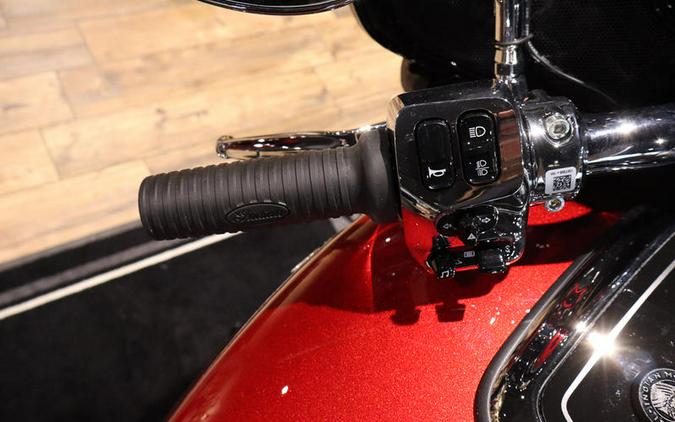 2026 Indian Motorcycle® Pursuit® Limited 112 w/PowerBand Audio Sunset Red Metallic