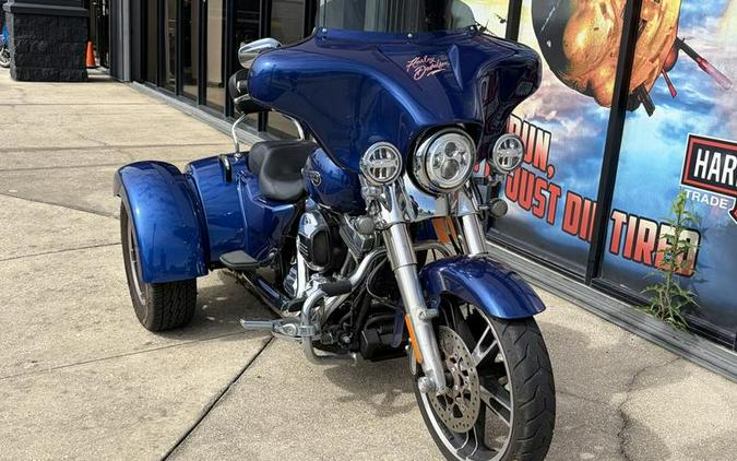 2015 Harley-Davidson® FLRT - Freewheeler™