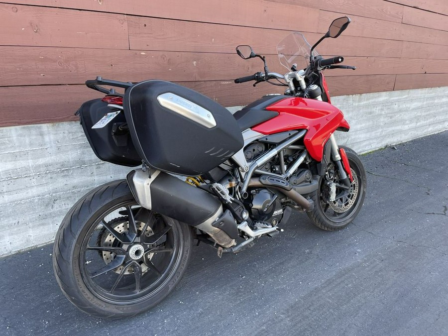 2016 Ducati Hyperstrada 939 Red