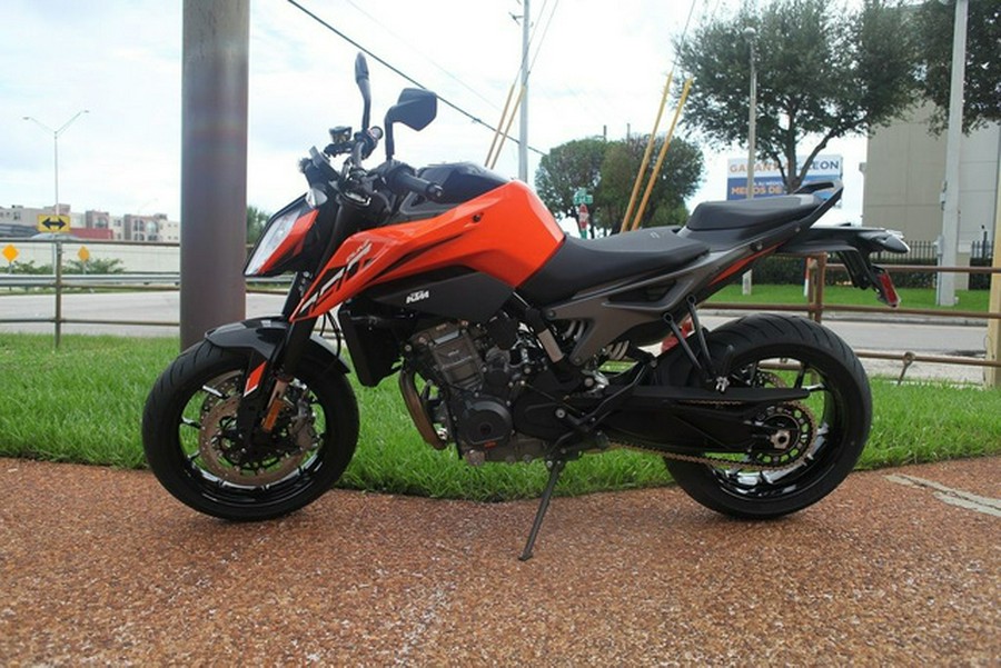 2024 KTM 790 Duke