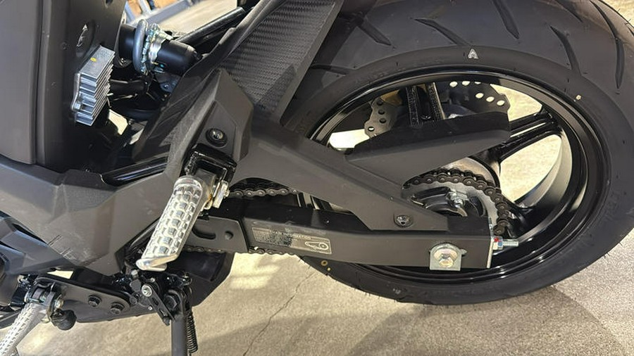 2025 Kawasaki Z125 PRO