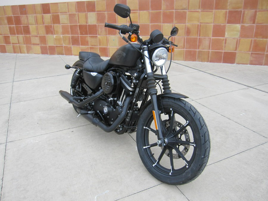 2017 Harley-Davidson Iron 883 Black Denim