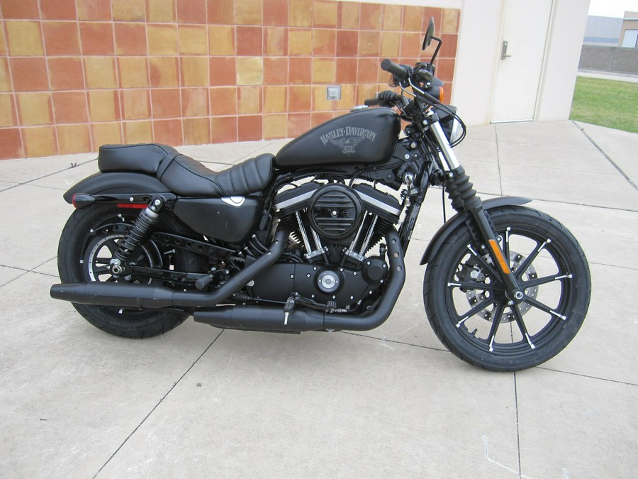 2017 Harley-Davidson Iron 883 Black Denim