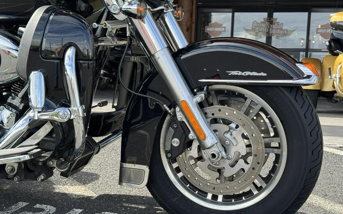 FLHTCUTG 2013 Tri Glide Ultra Classic