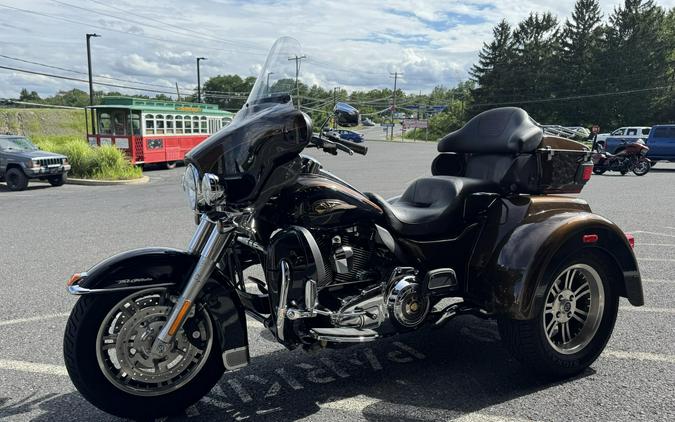 FLHTCUTG 2013 Tri Glide Ultra Classic
