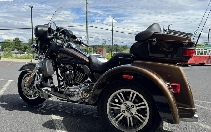 FLHTCUTG 2013 Tri Glide Ultra Classic