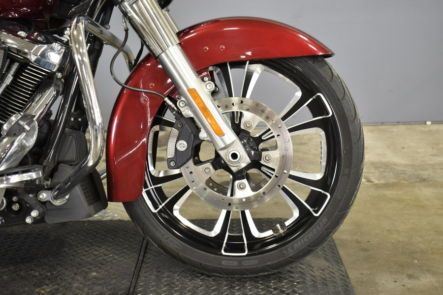 2017 Harley-Davidson Street Glide Velocity red