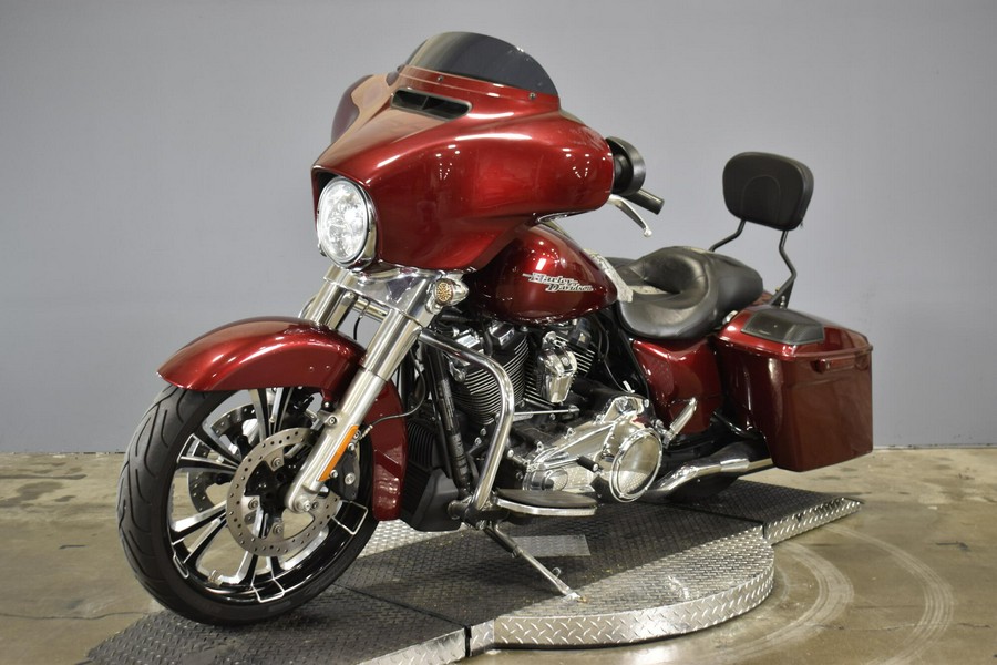 2017 Harley-Davidson Street Glide Velocity red