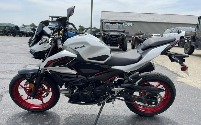 2026 Kawasaki Z500 SE ABS