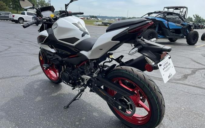 2026 Kawasaki Z500 SE ABS