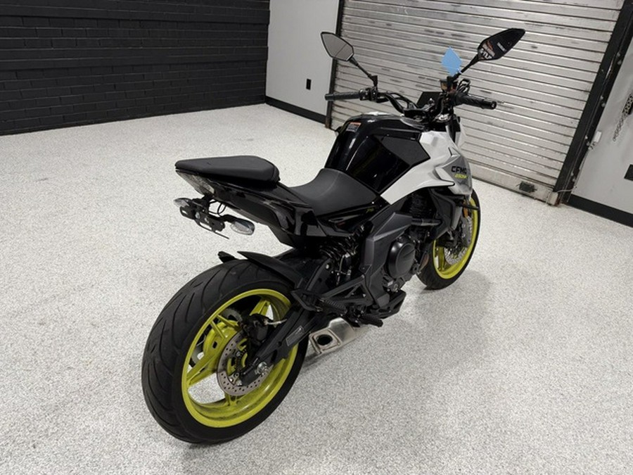 2022 CFMOTO 650 NK