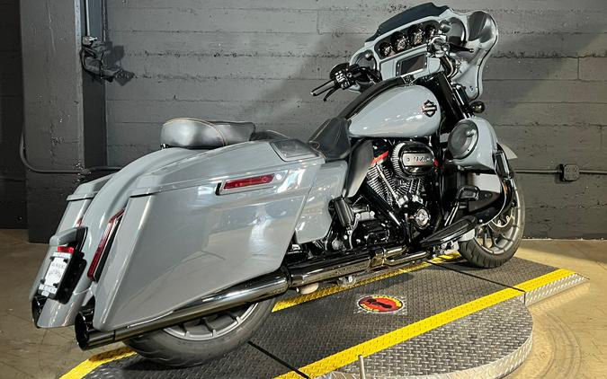 2018 Harley-Davidson CVO Street Glide