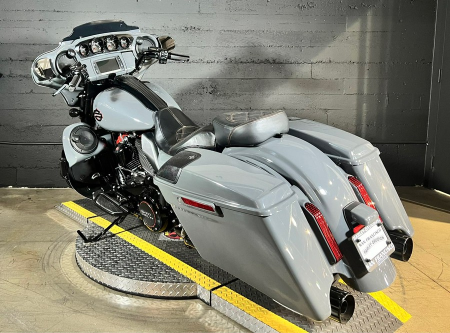 2018 Harley-Davidson CVO Street Glide