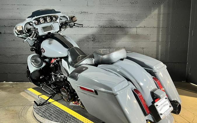 2018 Harley-Davidson CVO Street Glide