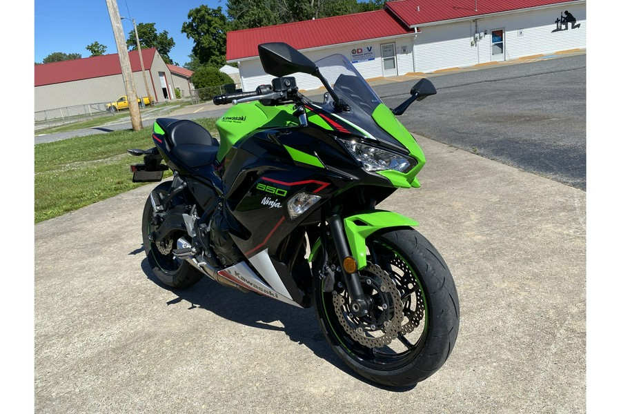 2022 Kawasaki NINJA 650 KRT