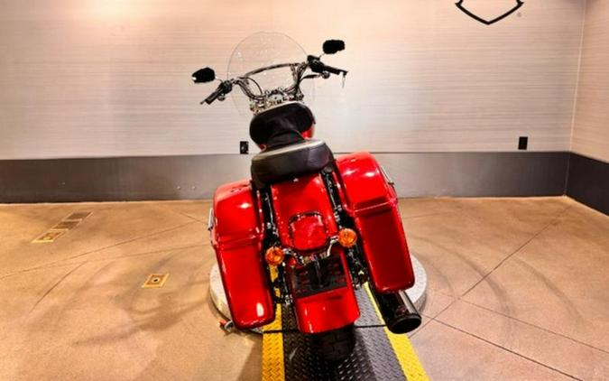 2012 Harley-Davidson® FLD - Dyna® Switchback™