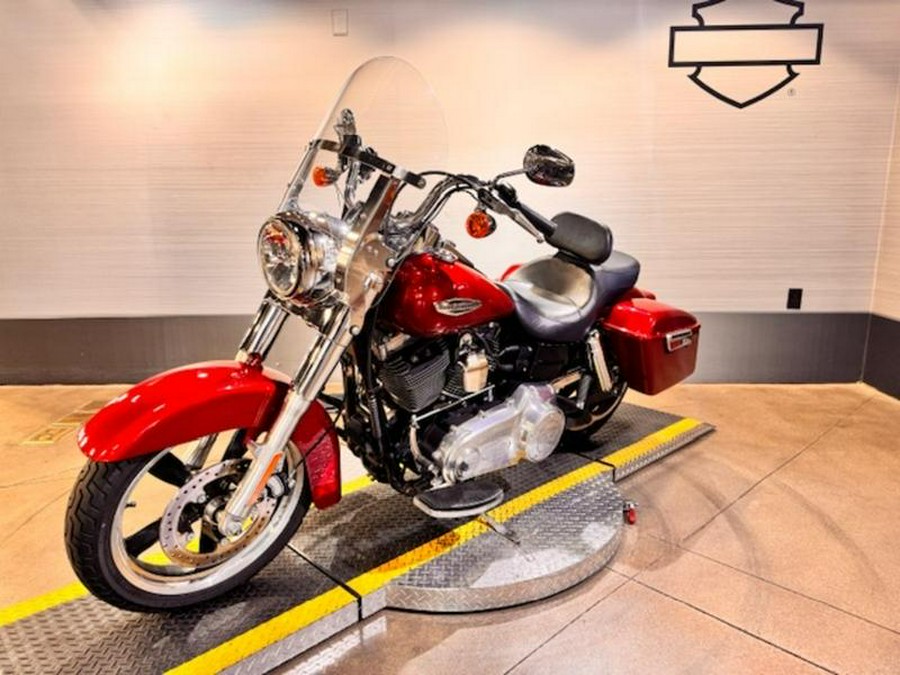 2012 Harley-Davidson® FLD - Dyna® Switchback™