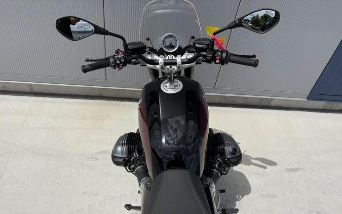 2024 BMW R 12 Aventurin Red Metallic