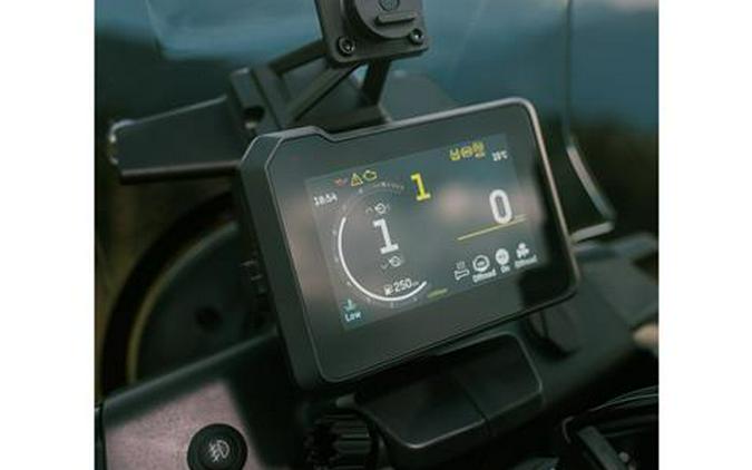 2025 Husqvarna Norden 901 Expedition