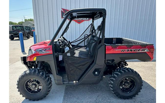 2025 Polaris Industries RANGER XP 1000 PREMIUM - SUNSET RED