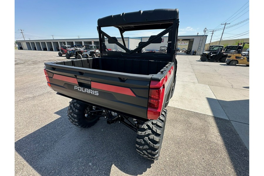 2025 Polaris Industries RANGER XP 1000 PREMIUM - SUNSET RED