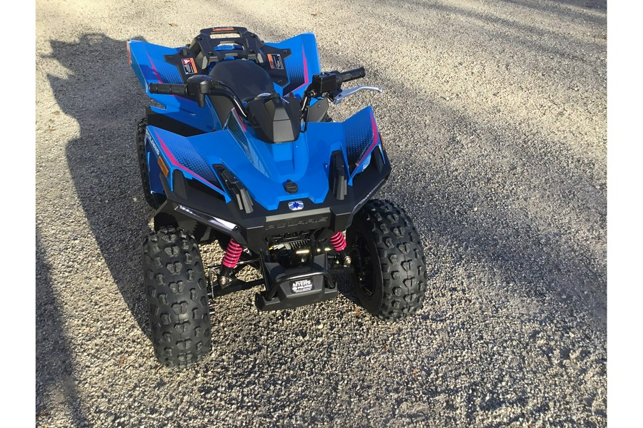 2025 Polaris Outlaw® 70 EFI FIERCE FUSCIA