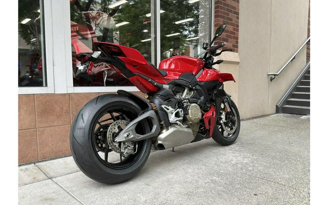 2026 Ducati Streetfighter V4