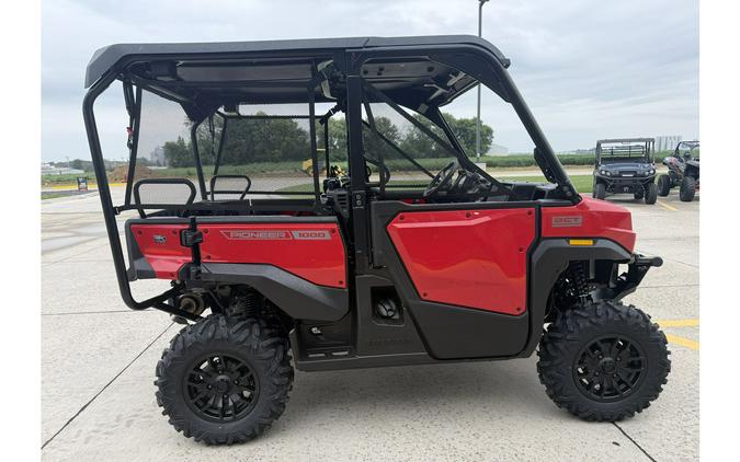 2026 Honda Pioneer 1000-5 Deluxe