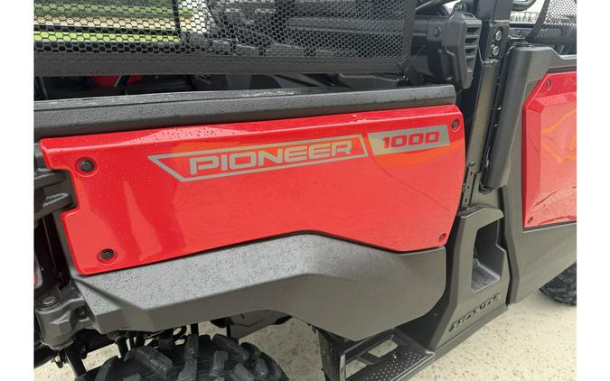 2026 Honda Pioneer 1000-5 Deluxe