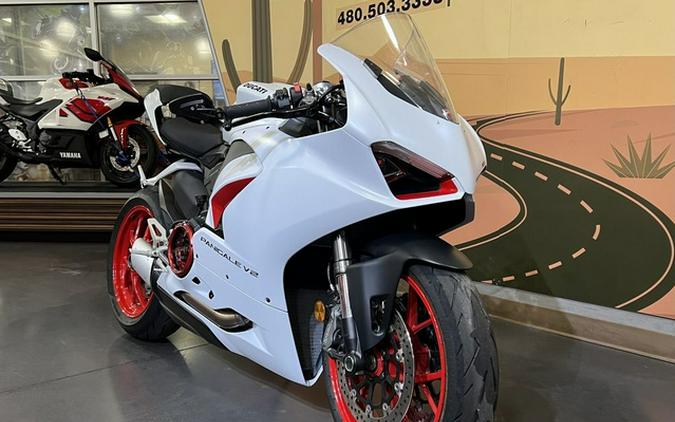 2023 Ducati Panigale V2 White Rosso Livery V2