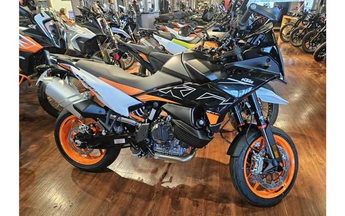 2024 KTM 890 SMT (U.S. Model): MD Ride Review (Bike Reports) (News)