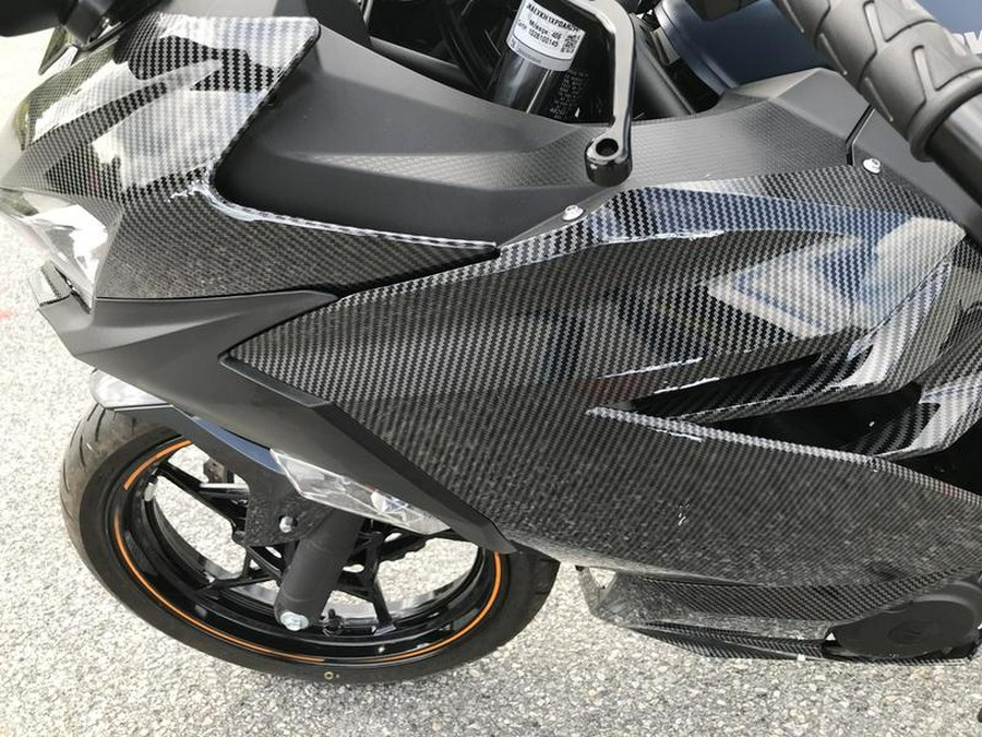 2023 Kawasaki Ninja® 400 Metallic Magnetic Dark Gray/Twilight Blue