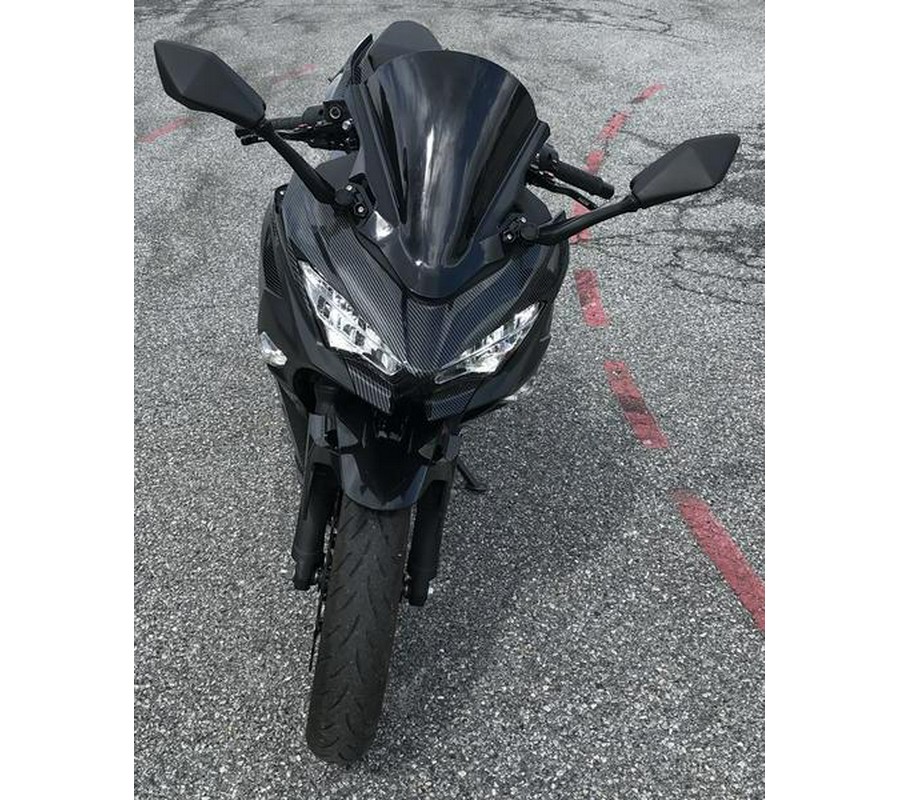 2023 Kawasaki Ninja® 400 Metallic Magnetic Dark Gray/Twilight Blue