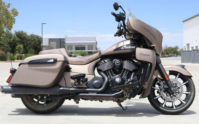2021 Indian Roadmaster Dark Horse Thunder Black Smoke