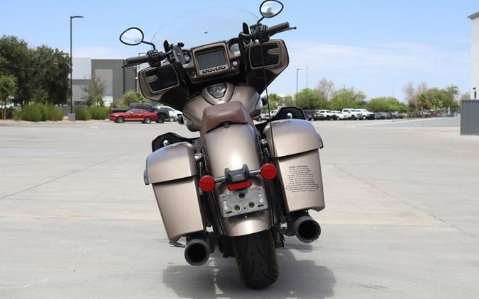 2021 Indian Roadmaster Dark Horse Thunder Black Smoke