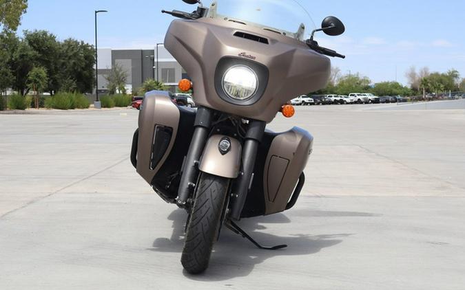 2021 Indian Roadmaster Dark Horse Thunder Black Smoke